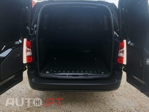 Peugeot Partner 1.5 BlueHDi Pemium Longa