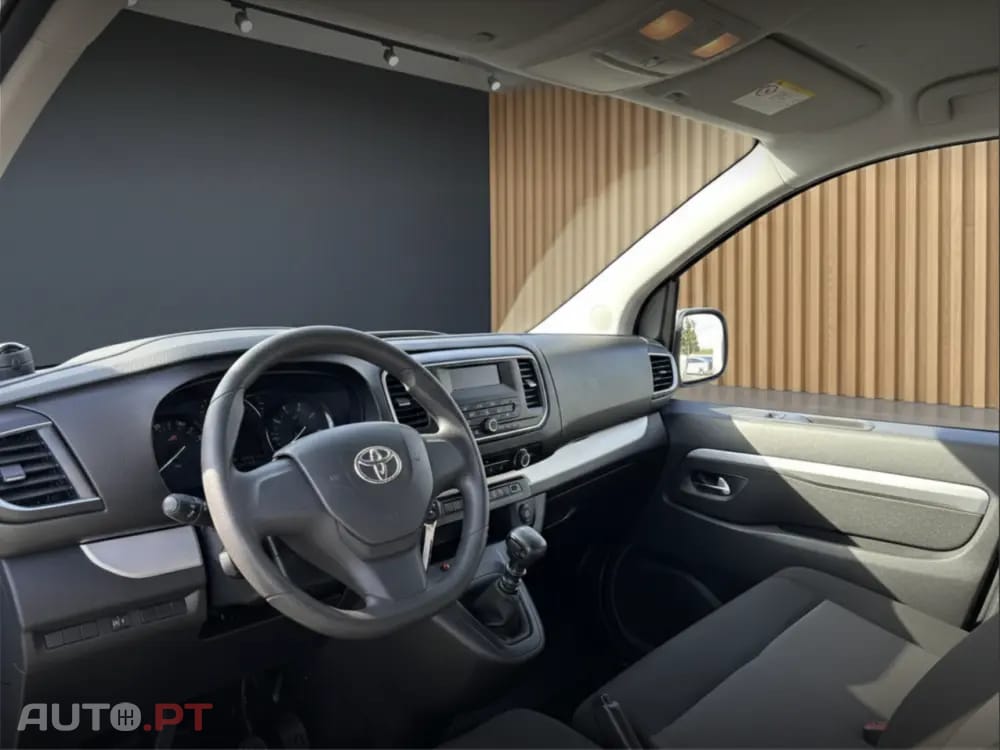 Toyota Proace Verso 1.6 D-4D L1 Shuttle 9L