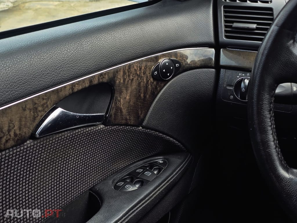Mercedes-Benz E 220 CDI Avantgarde Aut.
