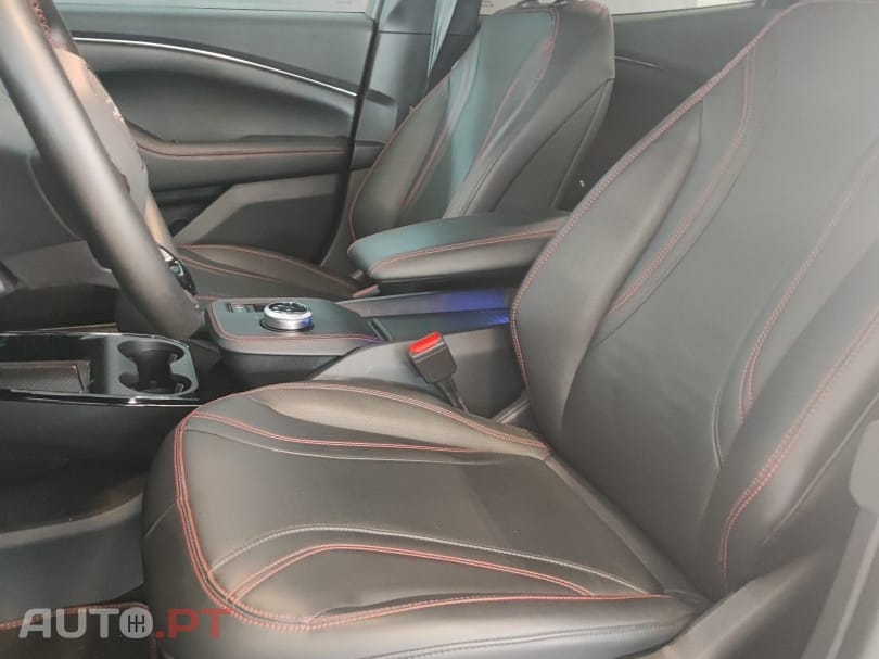 Ford Mustang Mach-E 75.7 kWh Premium AWD