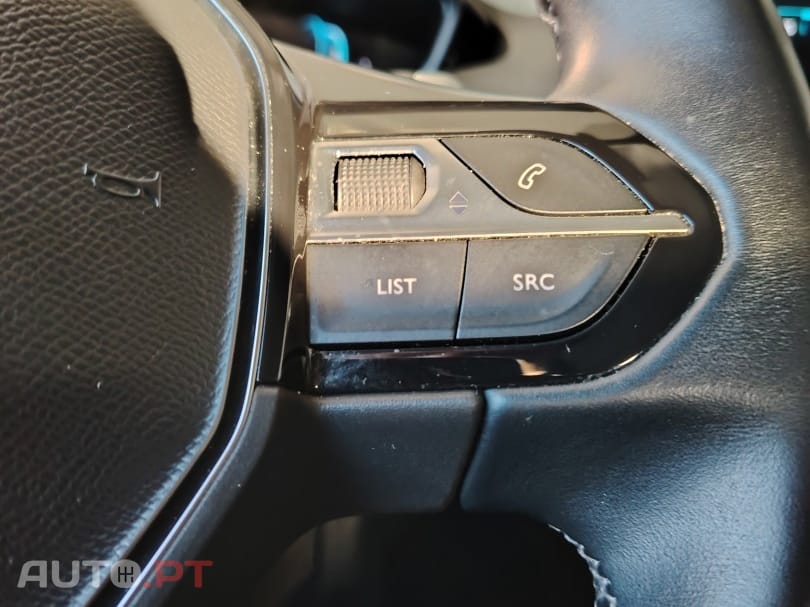 Peugeot 3008 Plug-In Hybrid 225 e-EAT8 Allure Pack