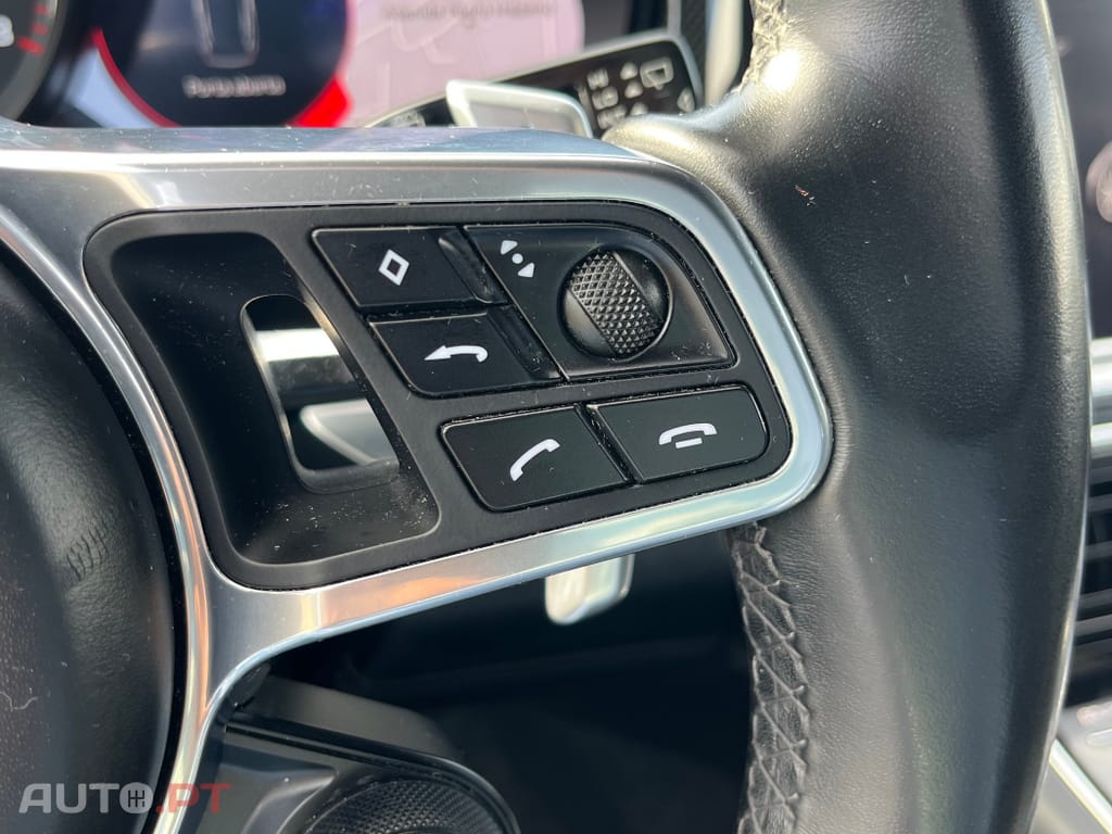 Porsche Panamera 4 E-Hybrid
