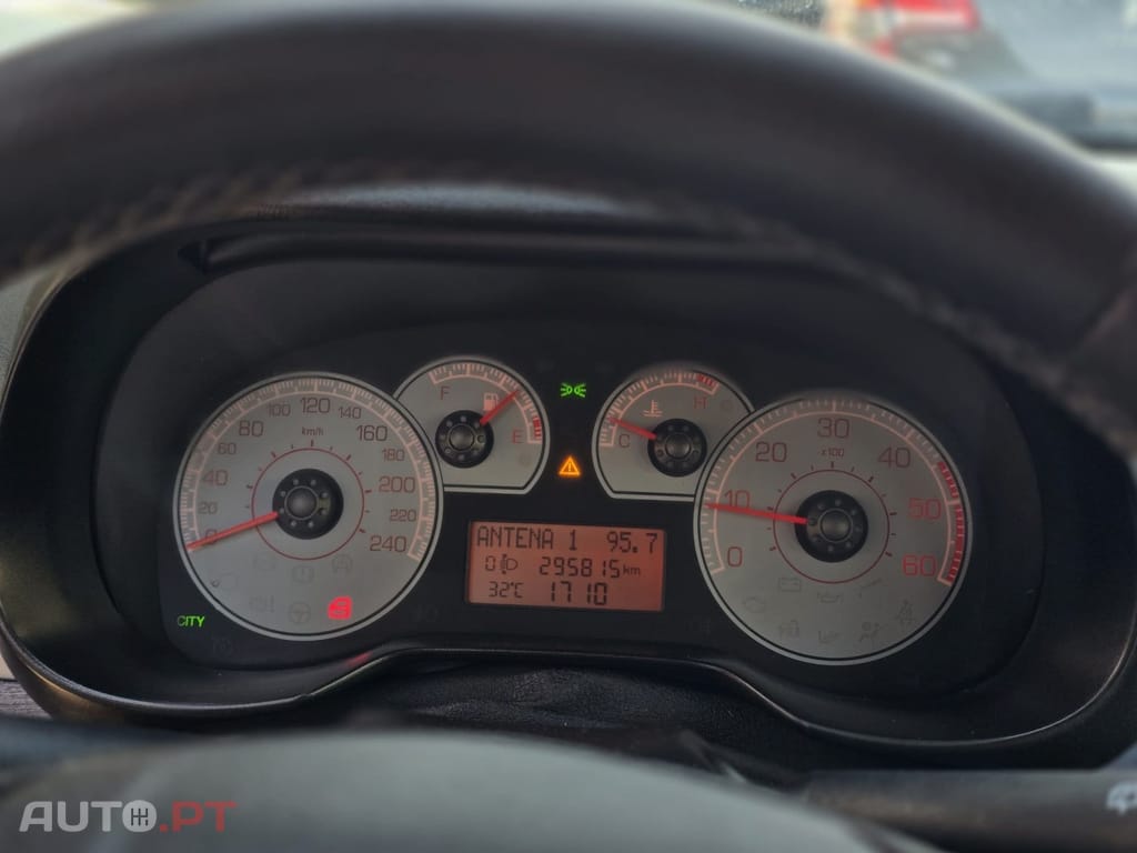 Fiat Punto 1.3 M-Jet Easy S&S