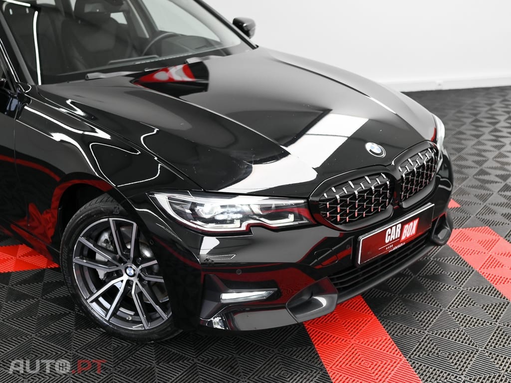 BMW 330 e Touring Line Sport Auto