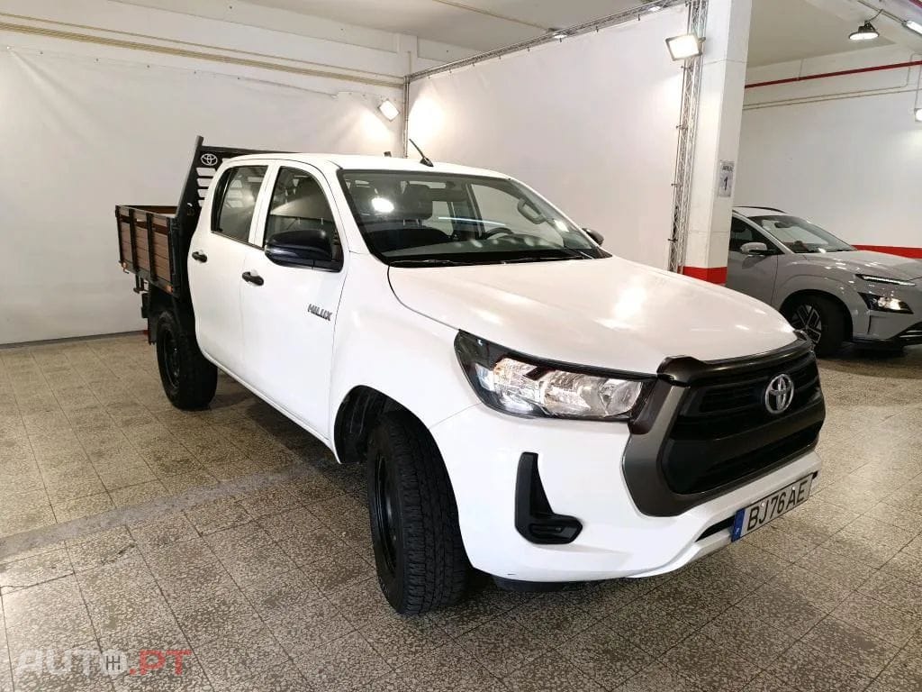 Toyota Hilux 2.4 D-4D 4WD CD CH