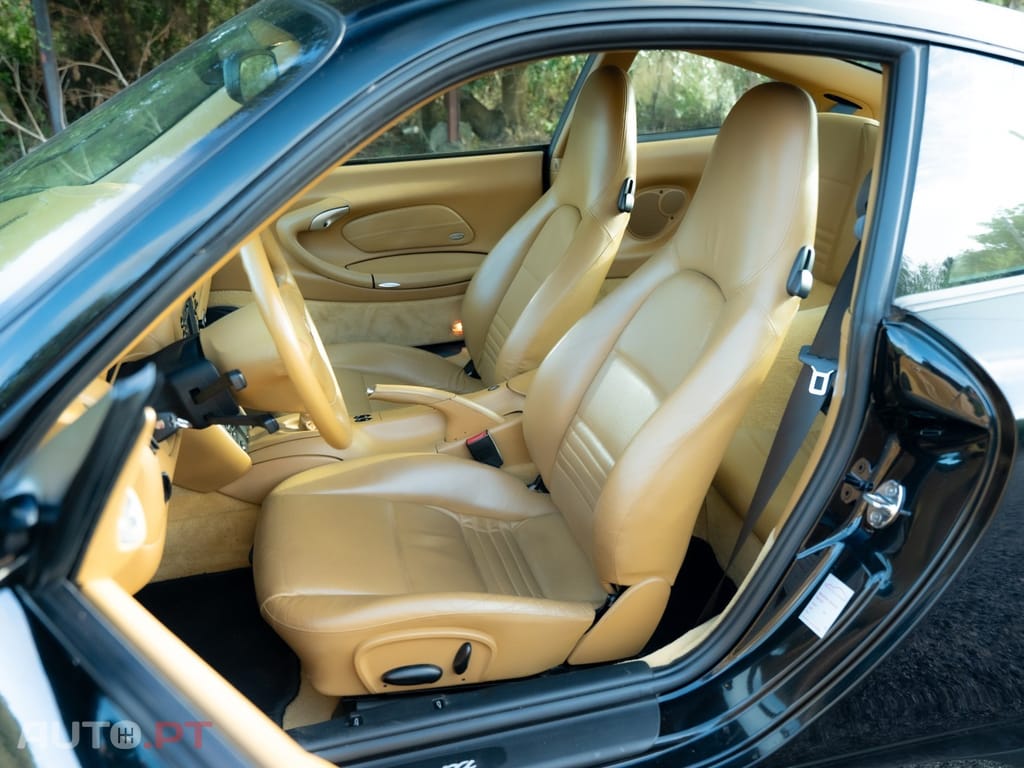 Porsche 996 Carrera