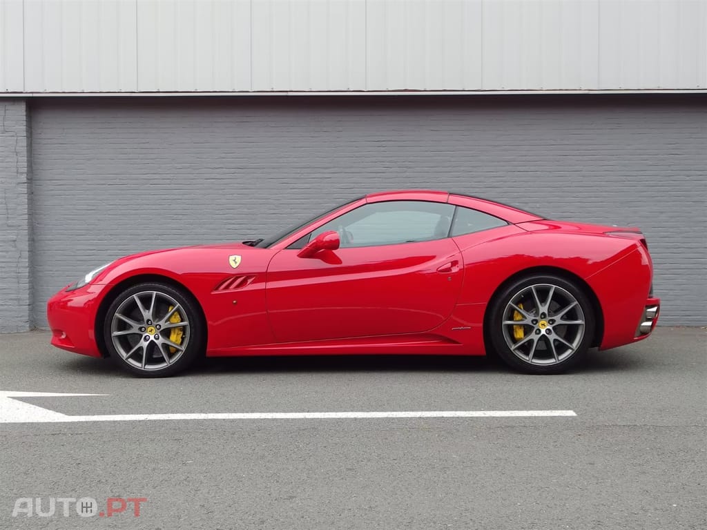 Ferrari California 4.3 V8 30