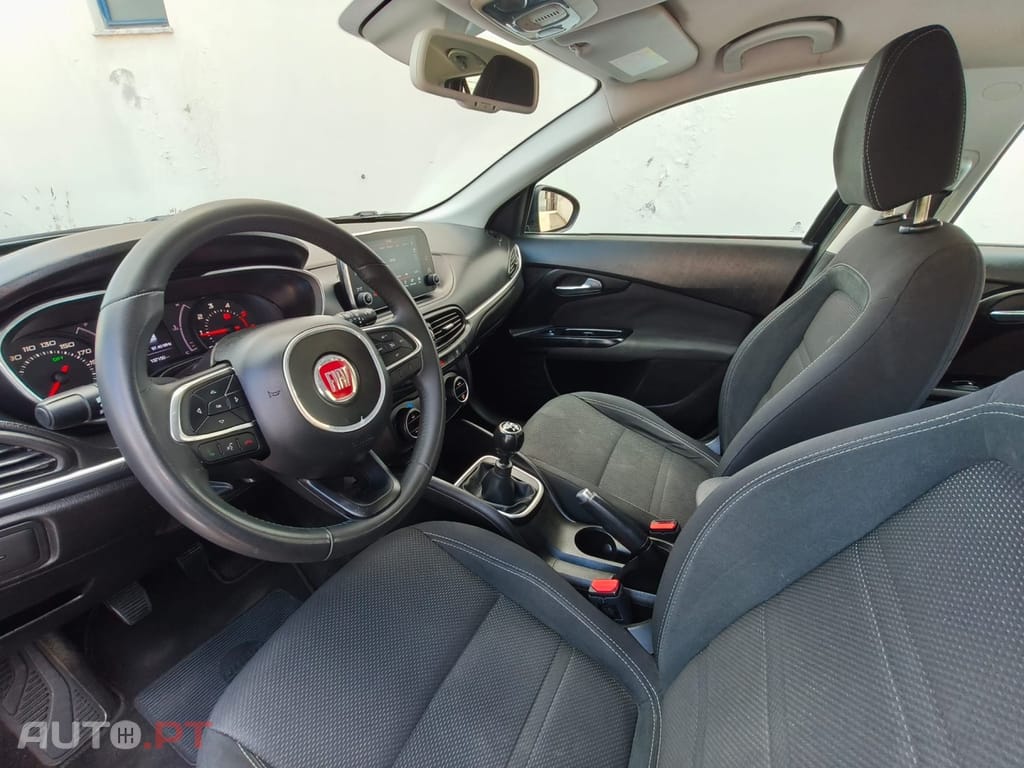 Fiat Tipo 1.6 M-Jet Lounge