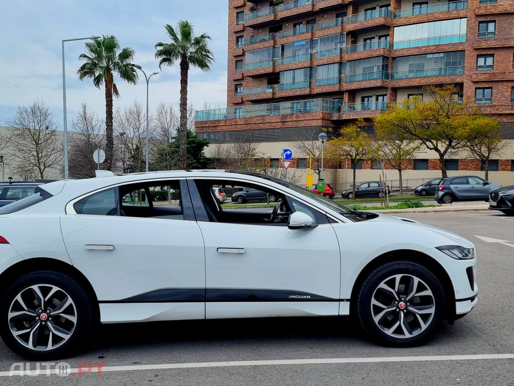Jaguar I-Pace EV400 S