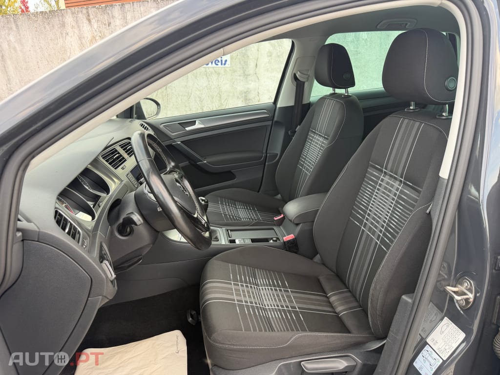Volkswagen Golf 1.6 TDI BlueMotion Lounge