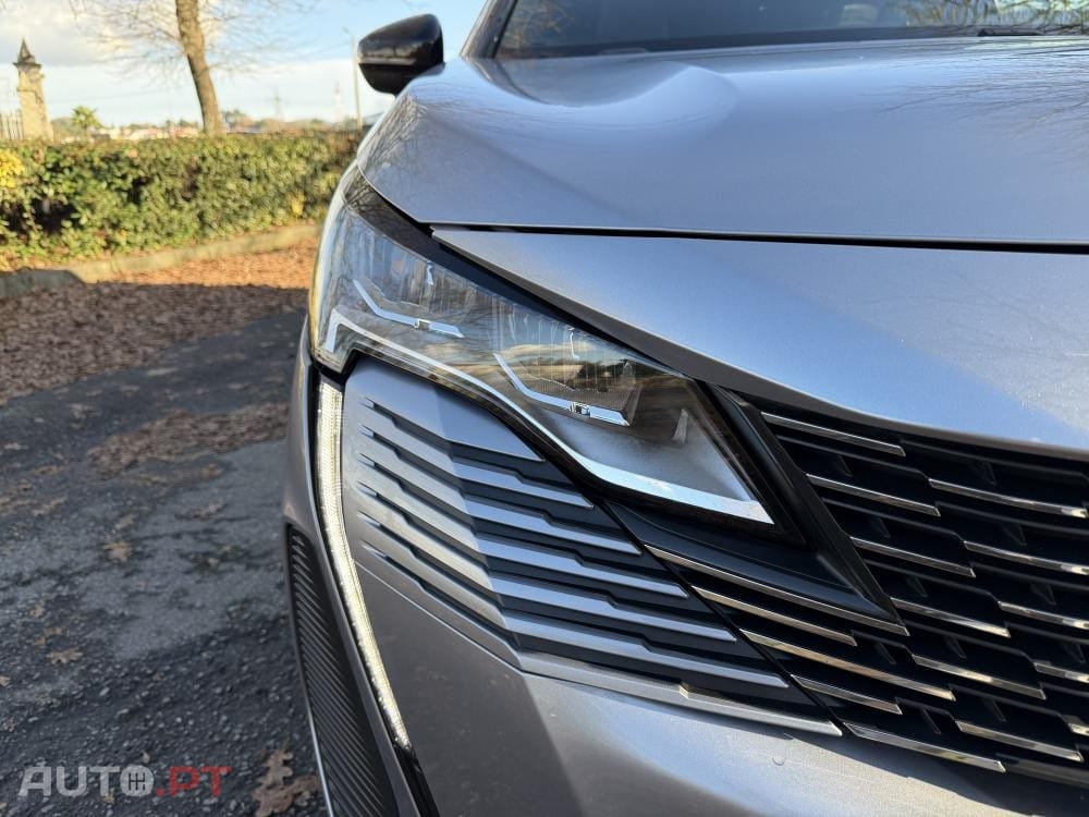 Peugeot 5008 1.2 Hybrid Allure Pack e-DCS6