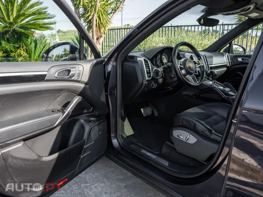 Porsche Cayenne S E-Hybrid