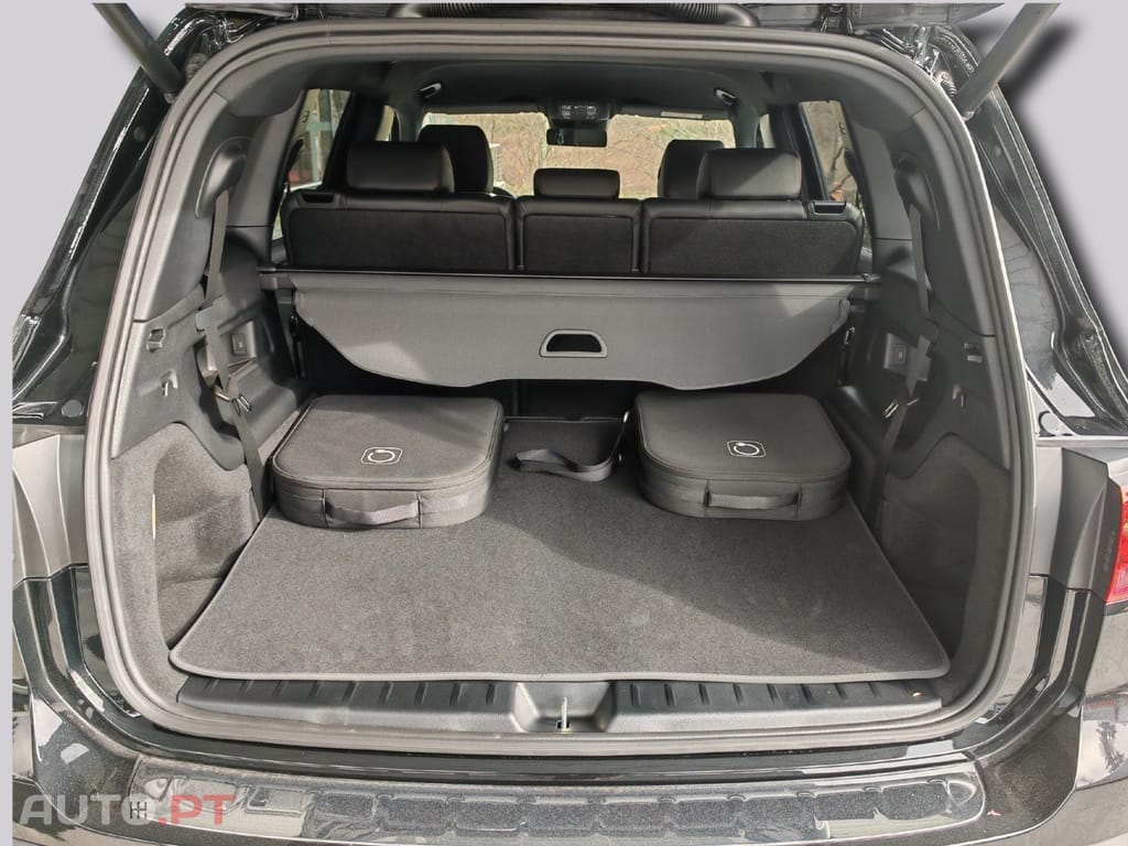 Mercedes-Benz EQB 250+ Edition AMG Advanced Plus  I.V.A DEDUTÍVEL