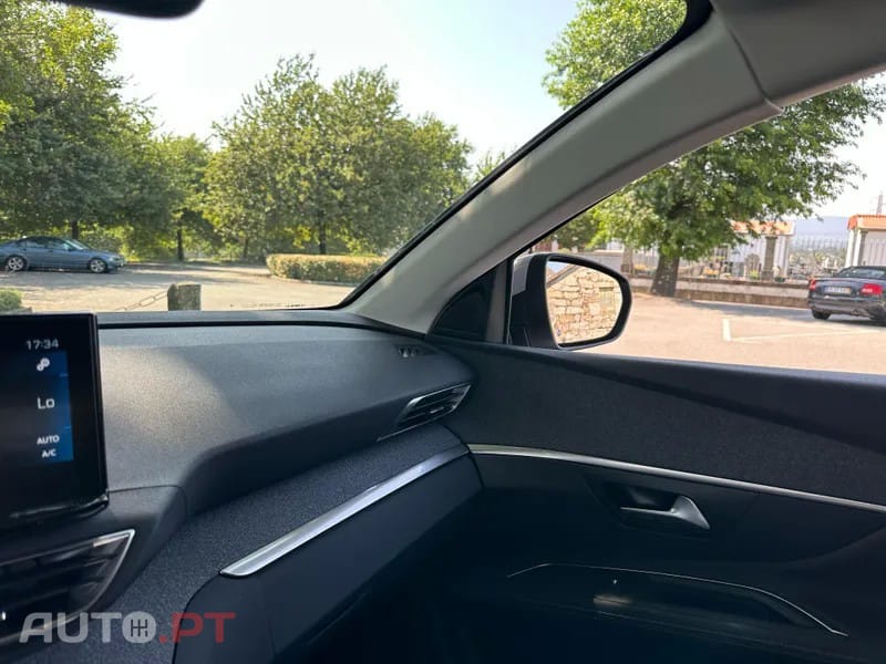 Peugeot 3008 1.2 PureTech Allure Pack