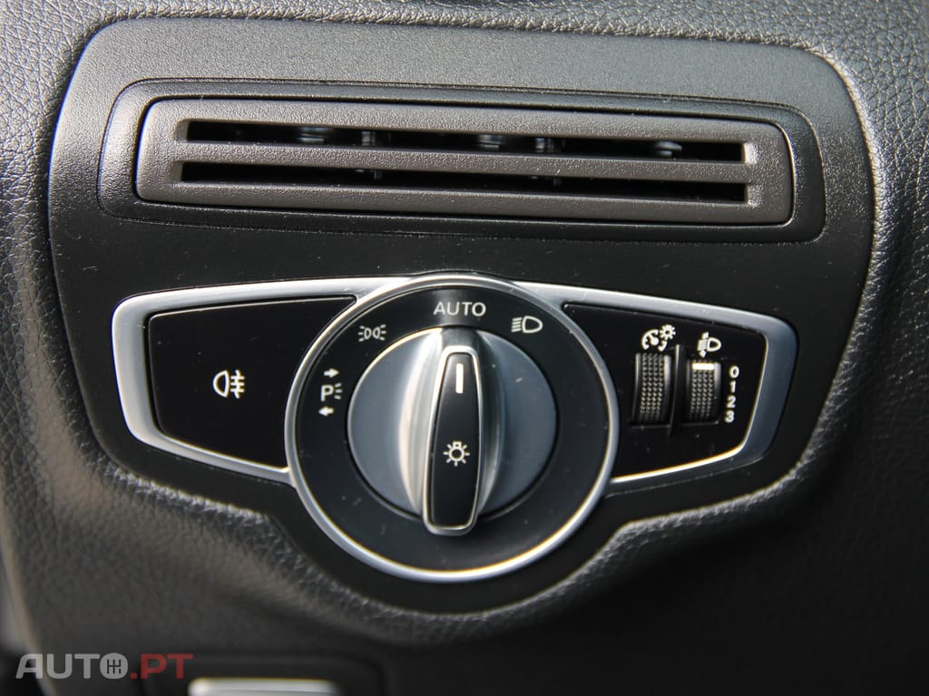 Mercedes-Benz C 200 d Business Solutions