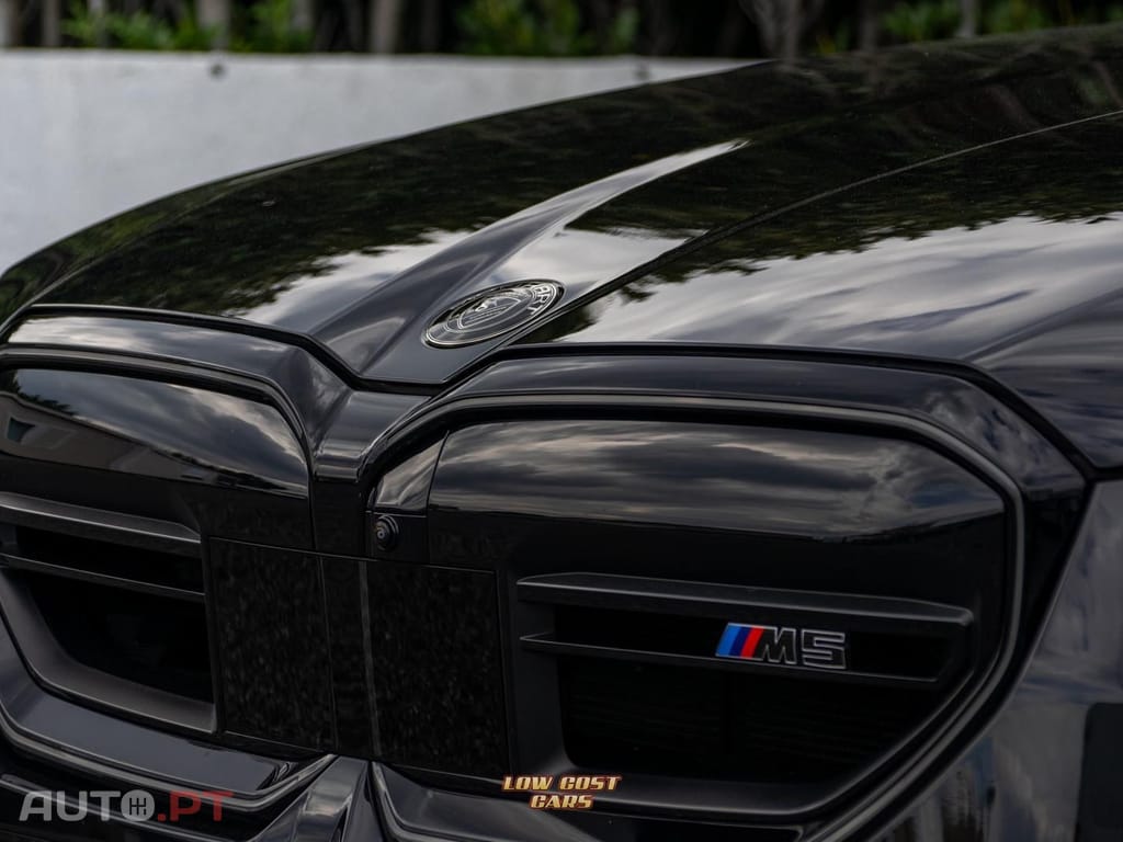 BMW M5 Outro