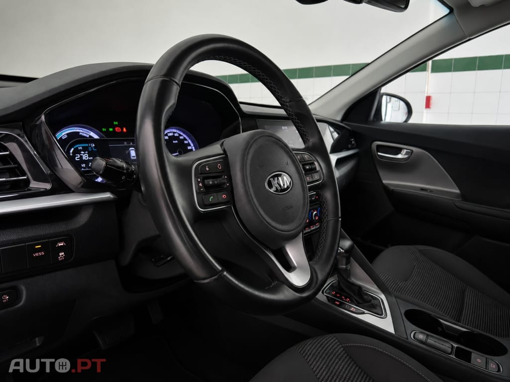 Kia Niro 1.6 GDi HEV Urban