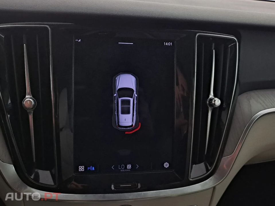 Volvo V60 2.0 B4 Core Auto