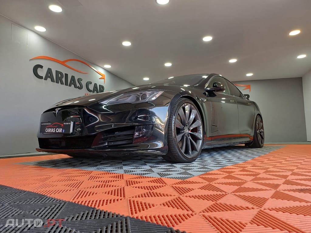 Tesla Model S P85D