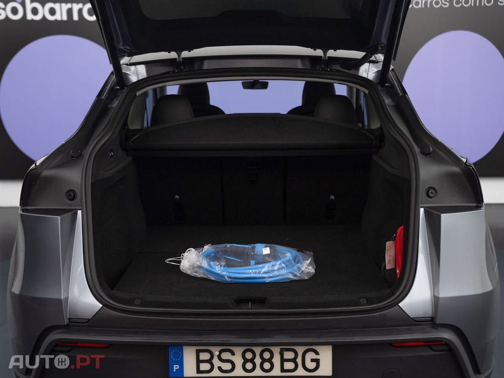 Tesla Model Y Long Range Tração Integral