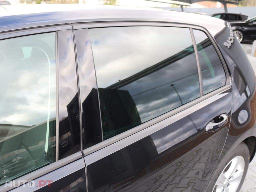 Volkswagen Golf 2.0 TDi Confortline