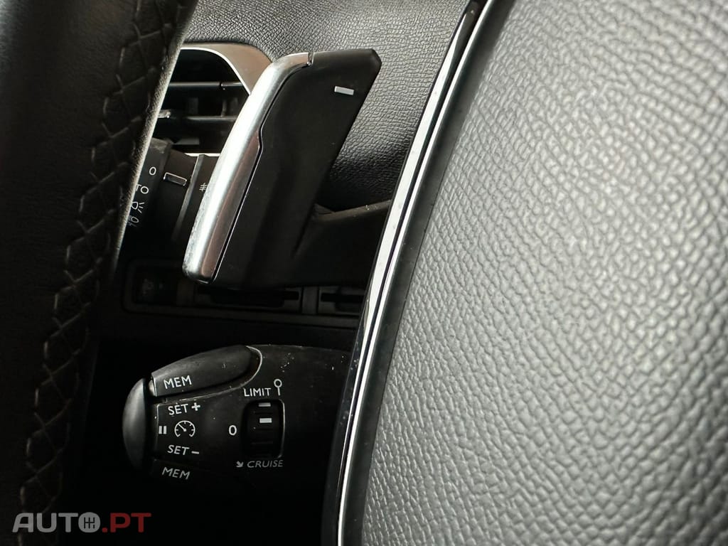 Peugeot 3008 PureTech 130 Stop & Start GPF EAT8 Allure Pack