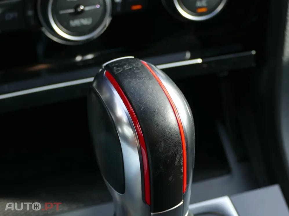 Volkswagen Golf 2.0 TSI GTi TCR DSG