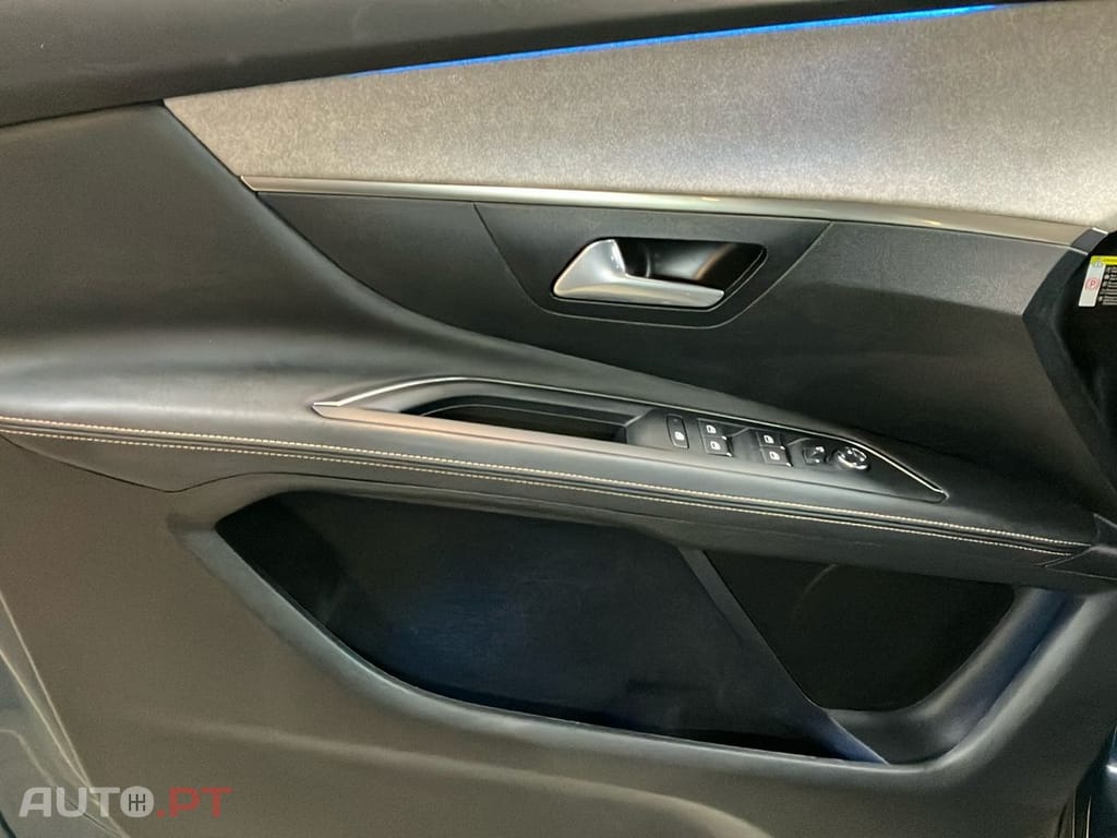 Peugeot 3008 1.5 BlueHDi GT EAT8