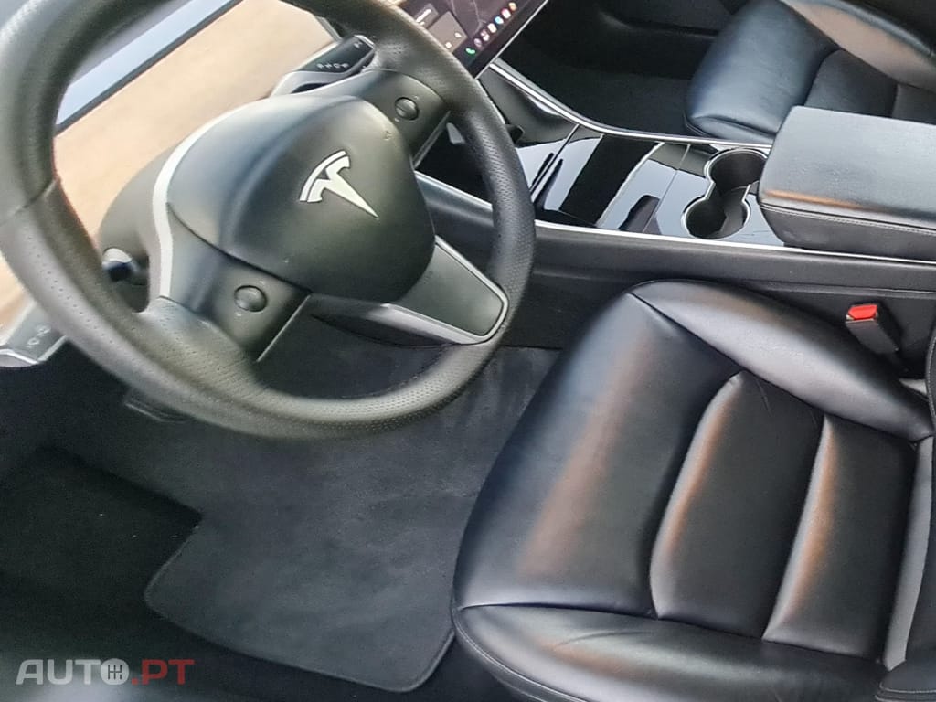 Tesla Model 3 Tração Traseira Premium
