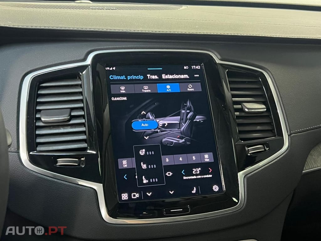 Volvo XC90 T8 455 PHEV AWD Ultimate Dark Auto