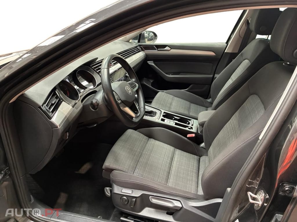 Volkswagen Passat Variant 2.0 TDi Business DSG
