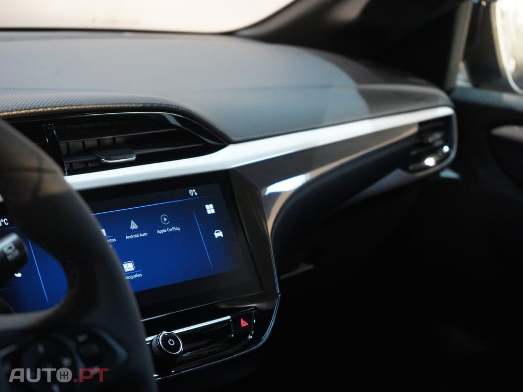 Opel Corsa 1.2 T Hybrid GS eDCT