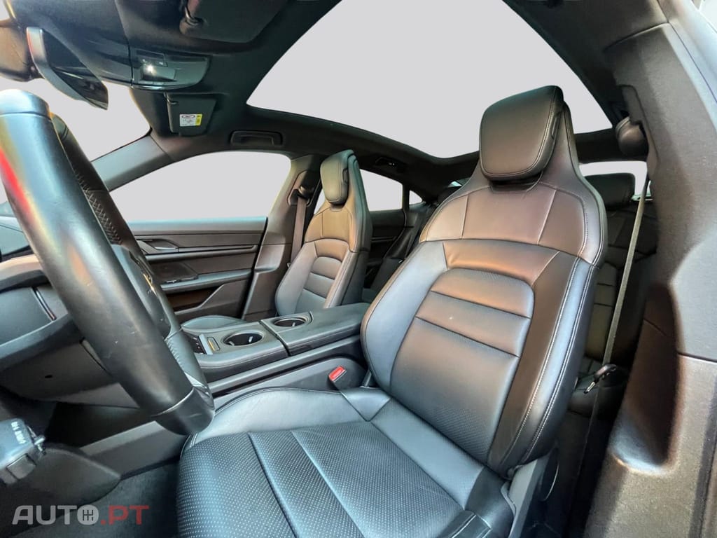 Porsche Taycan 4S I.V.A DEDUTIVEL