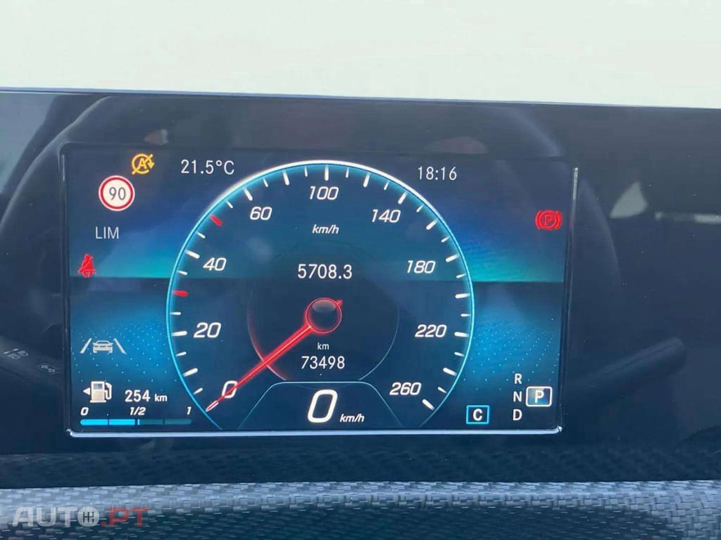 Mercedes-Benz CLA 200 Shooting Brake Progressive