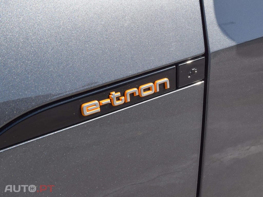 Audi E-Tron 55 quattro S line