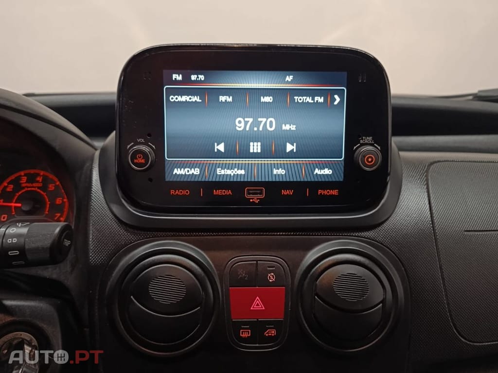 Fiat Fiorino 1.3 M-jet Adventure