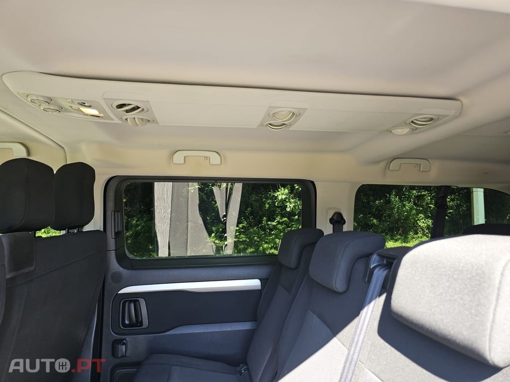 Peugeot Traveller 2.0 BlueHDi L2H1 Allure Standard