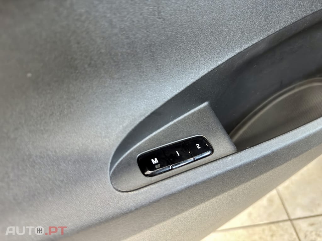 Polestar 2 Dual Motor Long Range 78 kWh AWD Performance