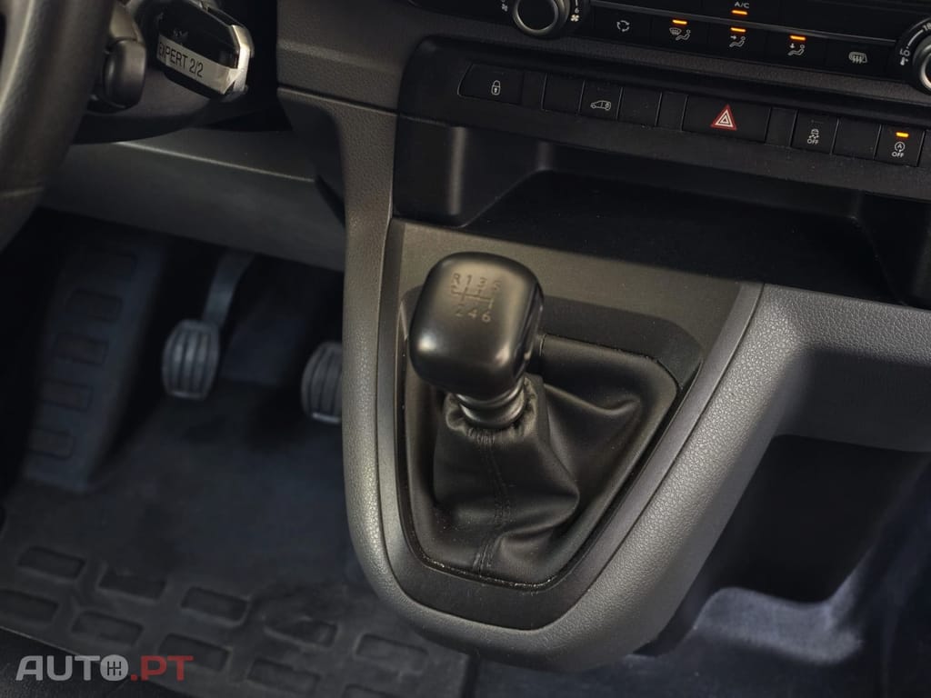 Peugeot Expert 2.0 BlueHDi L2H1 Premium Standard