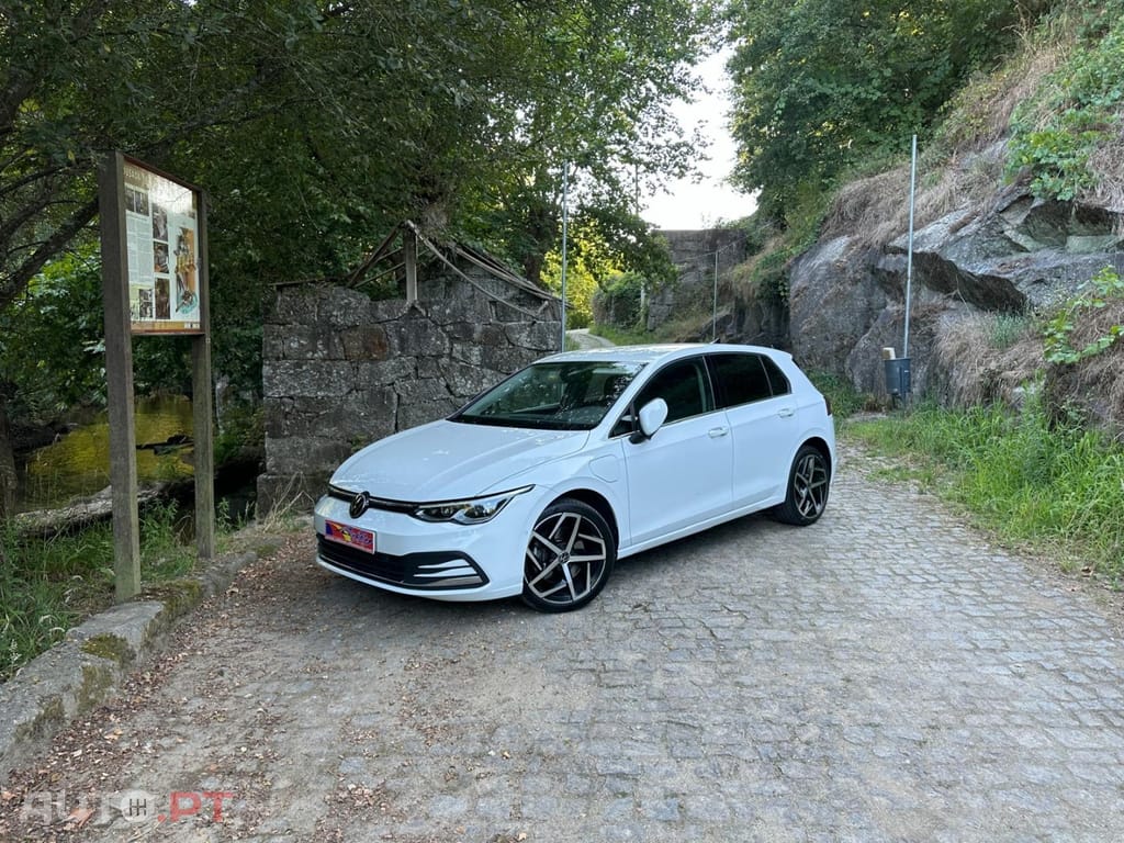 Volkswagen Golf 1.4 TSI e-Hybrid DSG