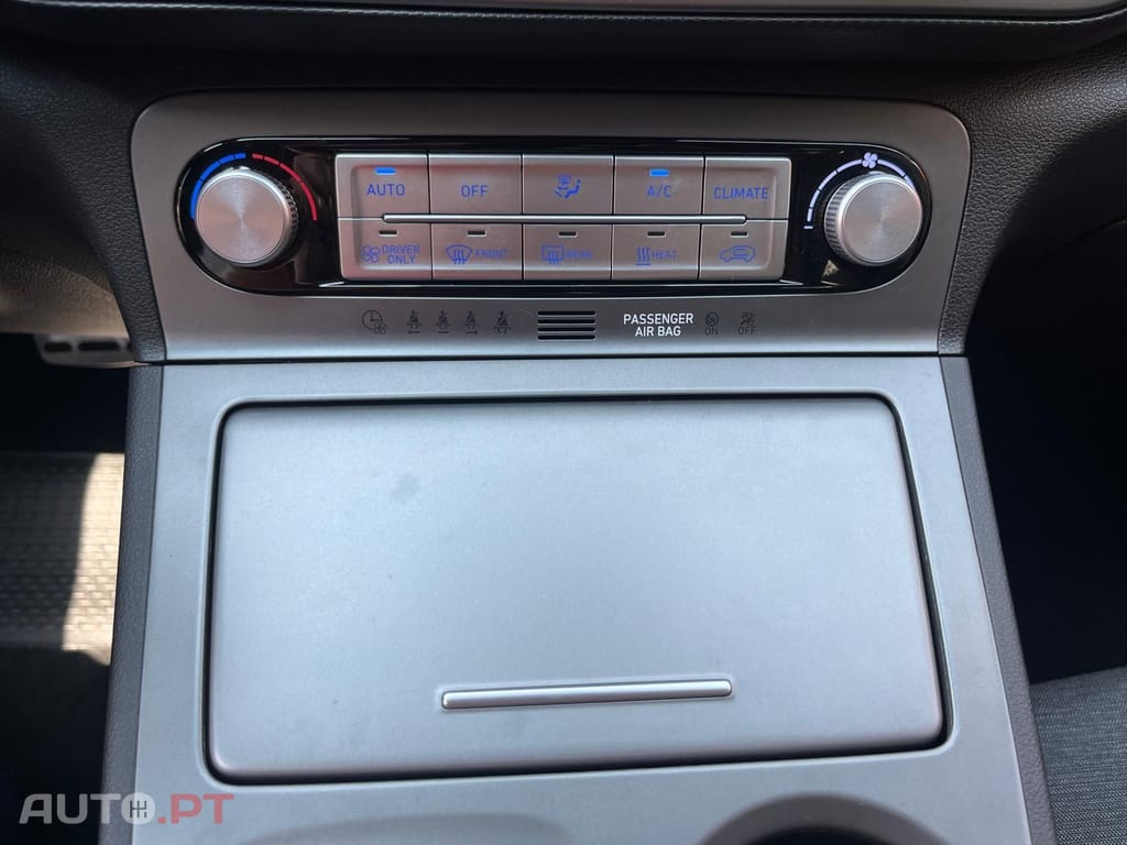 Hyundai Kauai Select  