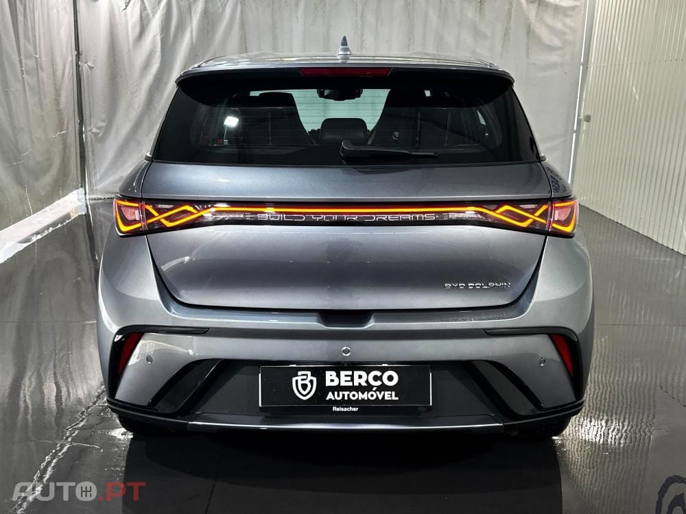 BYD Dolphin 60.4 kWh Design
