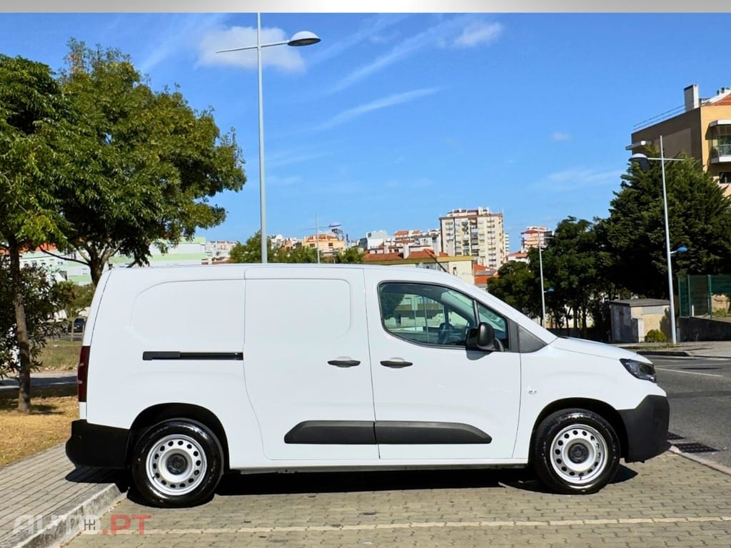Peugeot Partner 1.5 BlueHDi Asphalt Longa