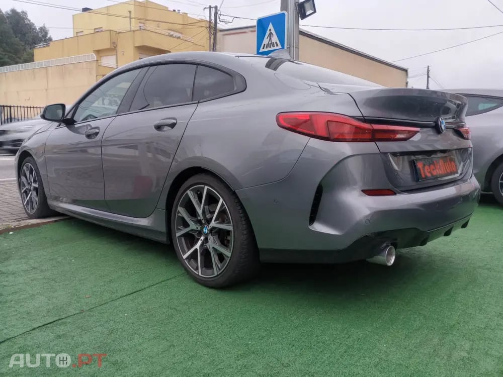 BMW 216 d Pack Desportivo M