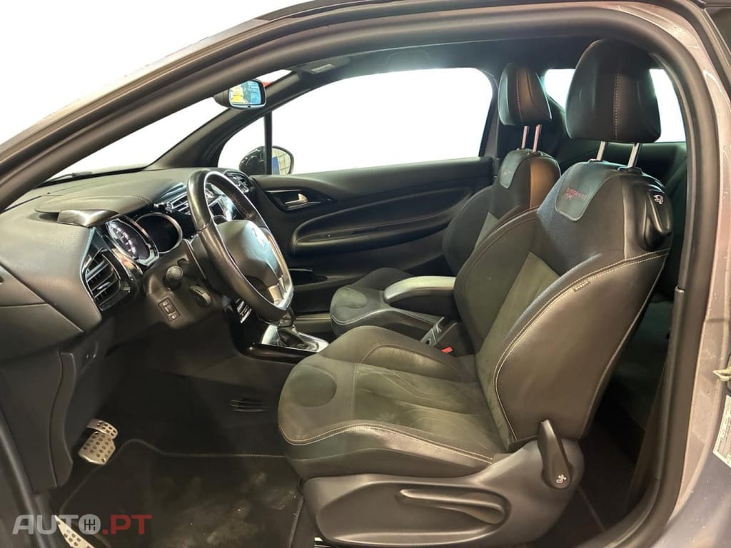 DS DS3 1.2 PureTech Performance Line