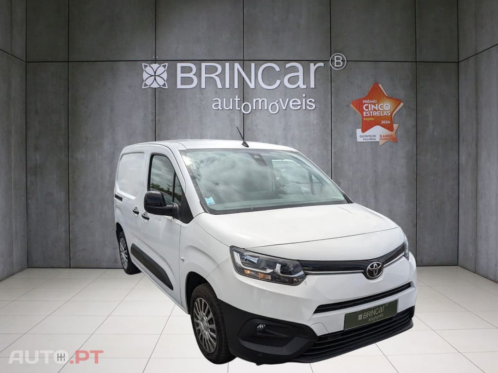 Toyota Proace Outro