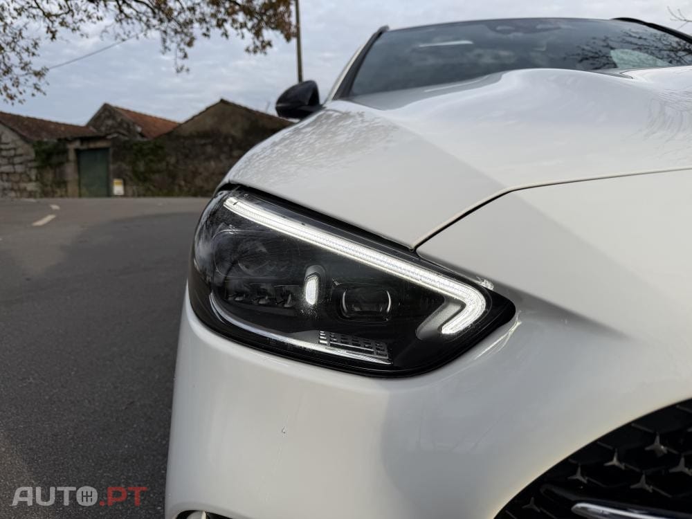 Mercedes-Benz C 300 e 9G-TRONIC AMG Line