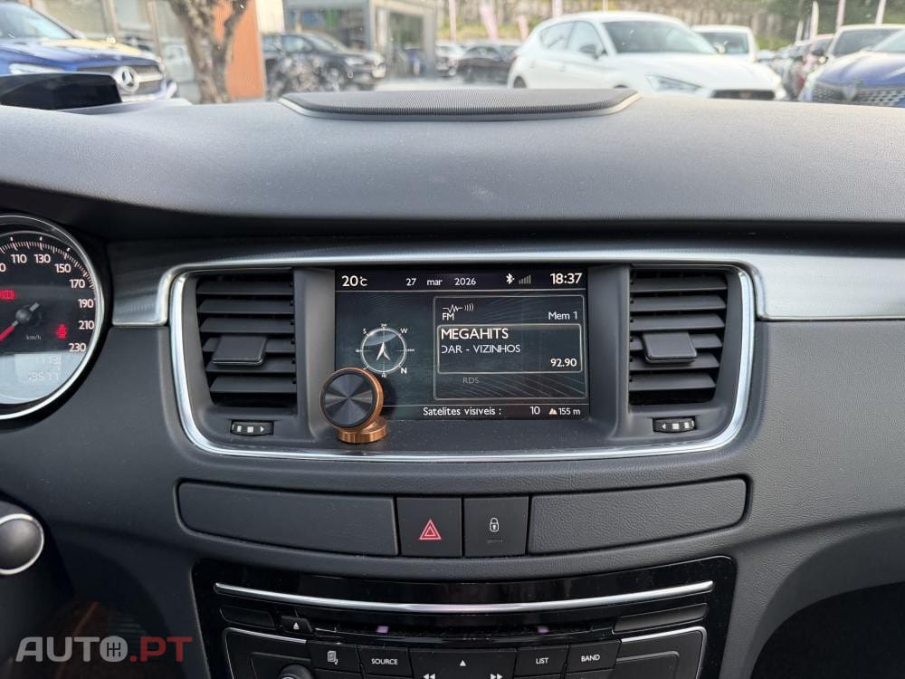 Peugeot 508 RXH 2.0 HDi Hybrid4 2-Tronic 104g