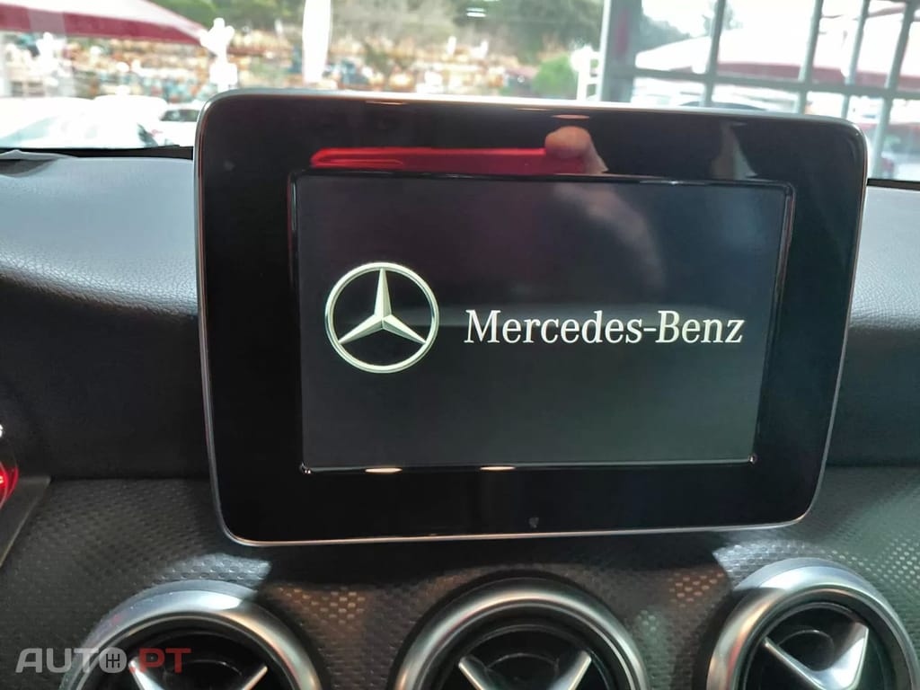 Mercedes-Benz A 180 d Urban