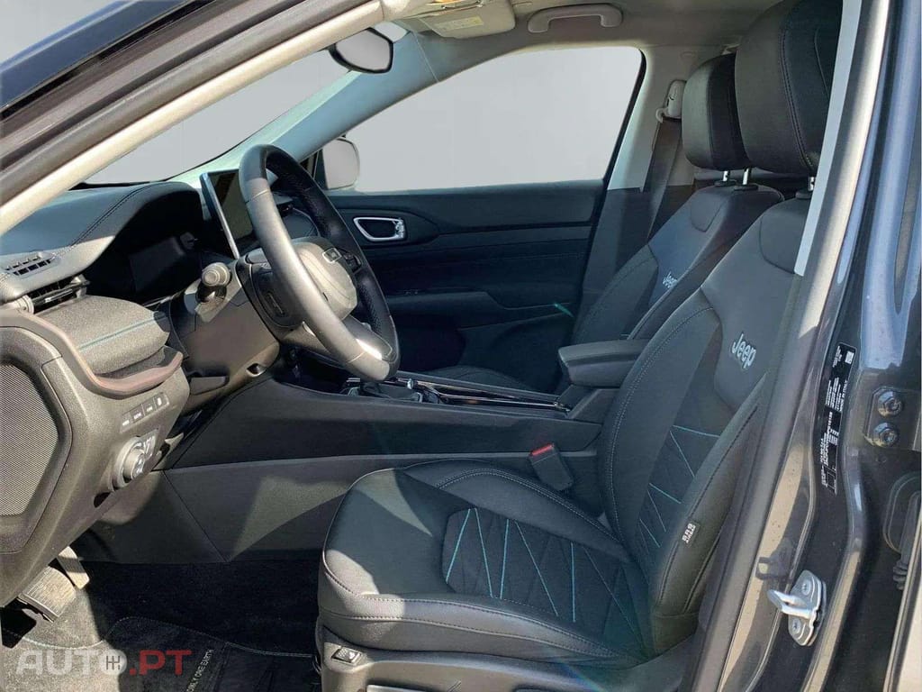 Jeep Compass Upland Plug-In Hybrid 4WD I.V.A DEDUTÍVEL  